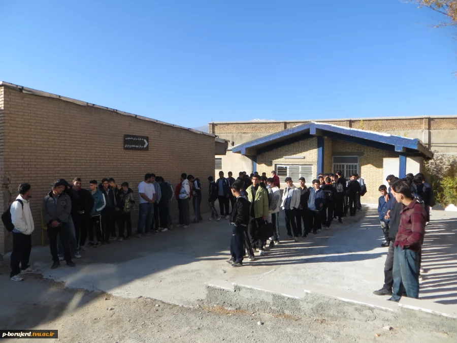 بازدید دانشجویان هنرستان های شهرستان بروجرد از امکانات، تجهیزات آموزشکده 2