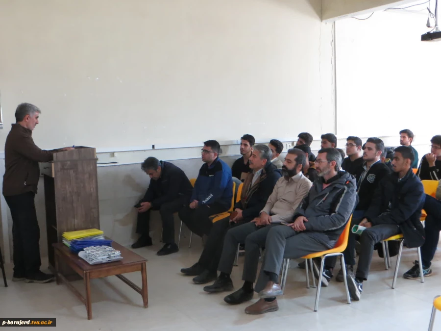جلسه توجیهی دانشجویان نو ورود 6