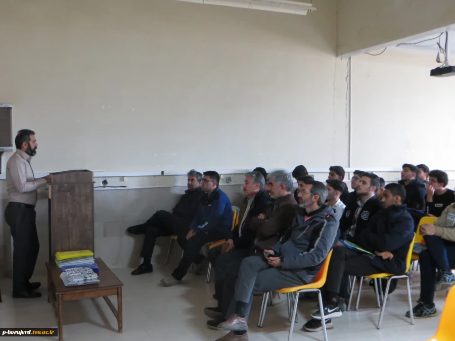 جلسه توجیهی دانشجویان نو ورود 7