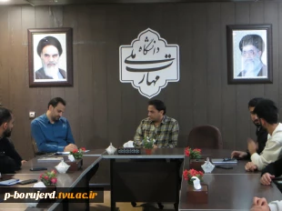 برگزاری جلسه با نمایندگان دانشجویان 2