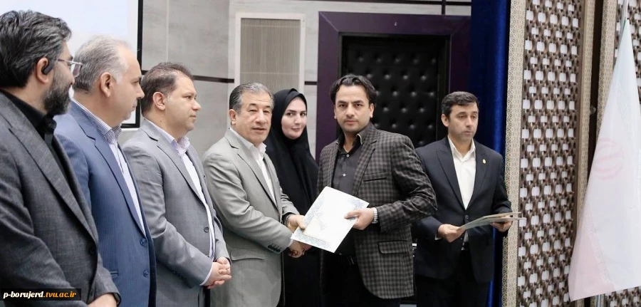 کسب عنوان ارزشمند پژوهشگر برتر استان توسط دکتر محمدرضا صمدی 2