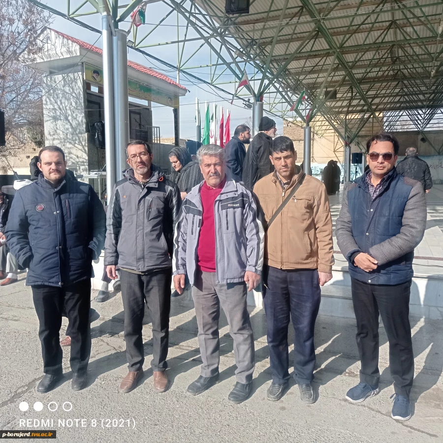 حضور پرشور کارکنان آموزشکده پسران بروجرد در خیزش عظیم ملت یکپارجه ایران علیه عناصر تخریبگر و تروریست های مسلح وابسته به امریکا و صهیونیست 3